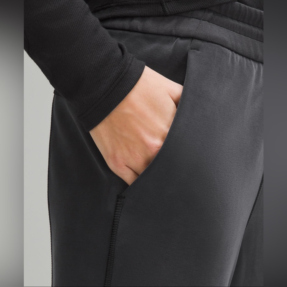 Lululemon Softstreme High Rise Pant Size 4 - Picture 5 of 16